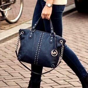 Michael Kors Astor bag navy leather silver studded detailing w/bag charm Y2K